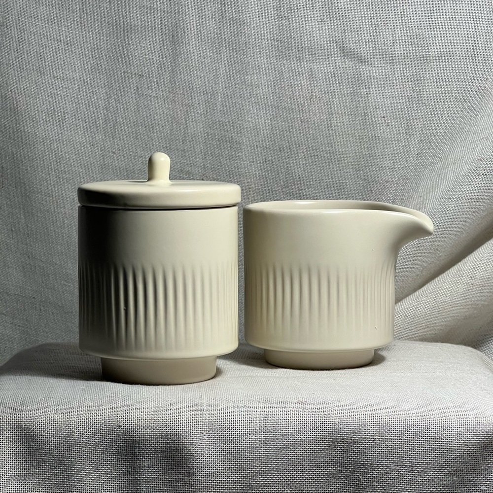 Elegant Cream Serveware Set